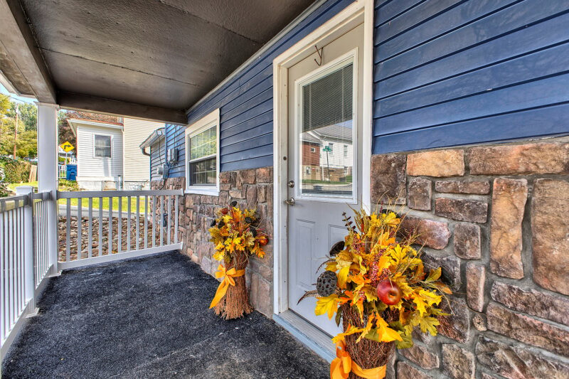 433 Bridge Street — photo 5