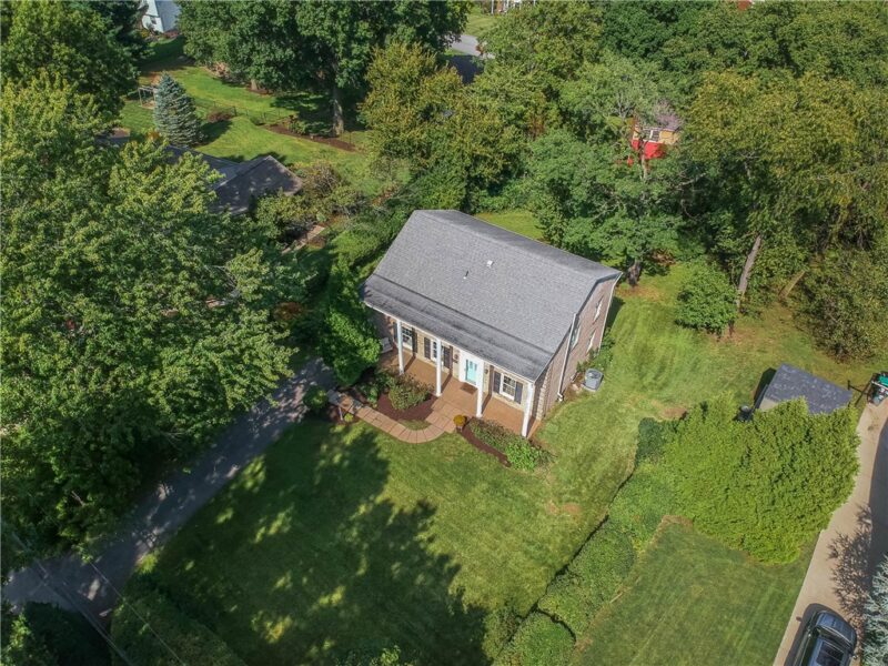 1225 Montclair Drive — photo 2