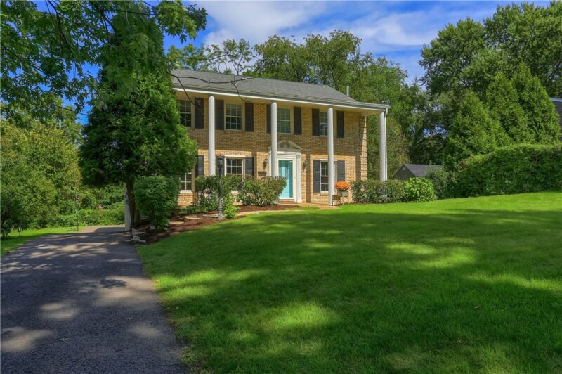 1225 Montclair Drive — photo 3
