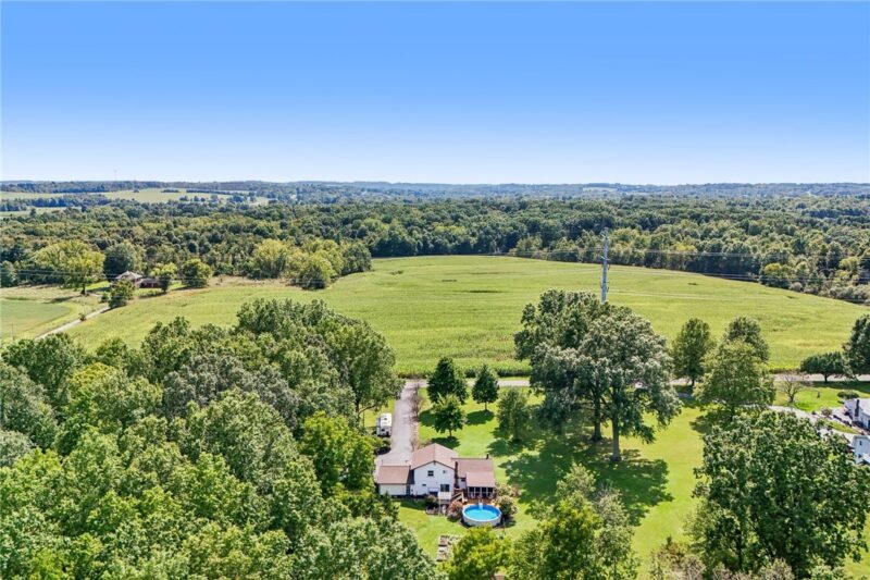 171 McClelland Road — photo 4