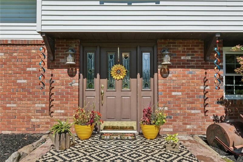 171 McClelland Road — photo 8