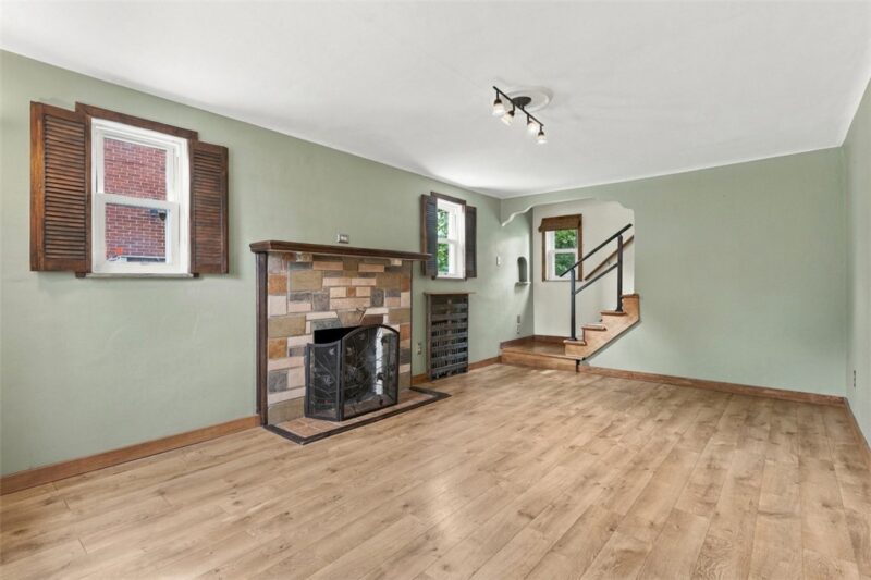 715 Maple St — photo 8