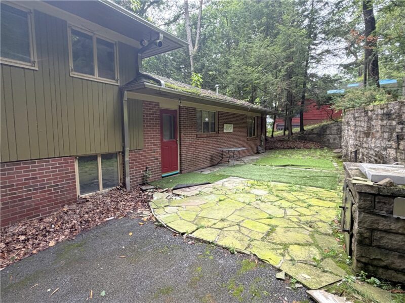 818 Fender Lane — photo 3