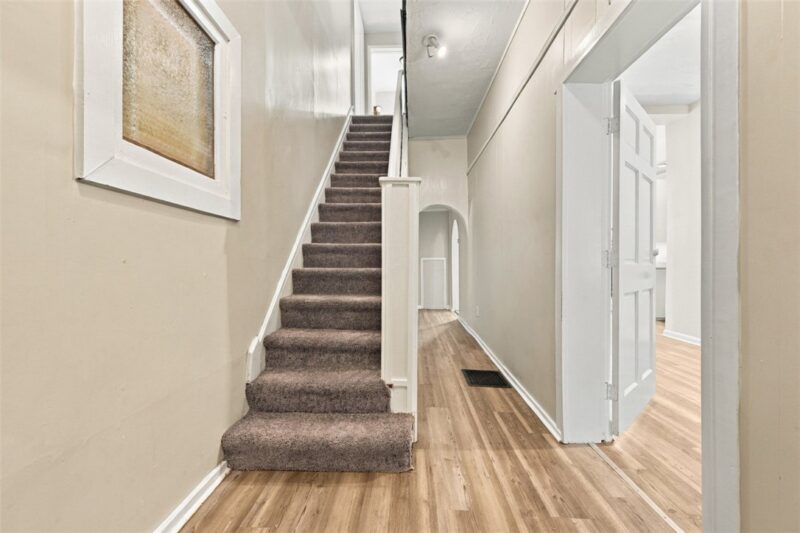 531 Chautauqua St — photo 8
