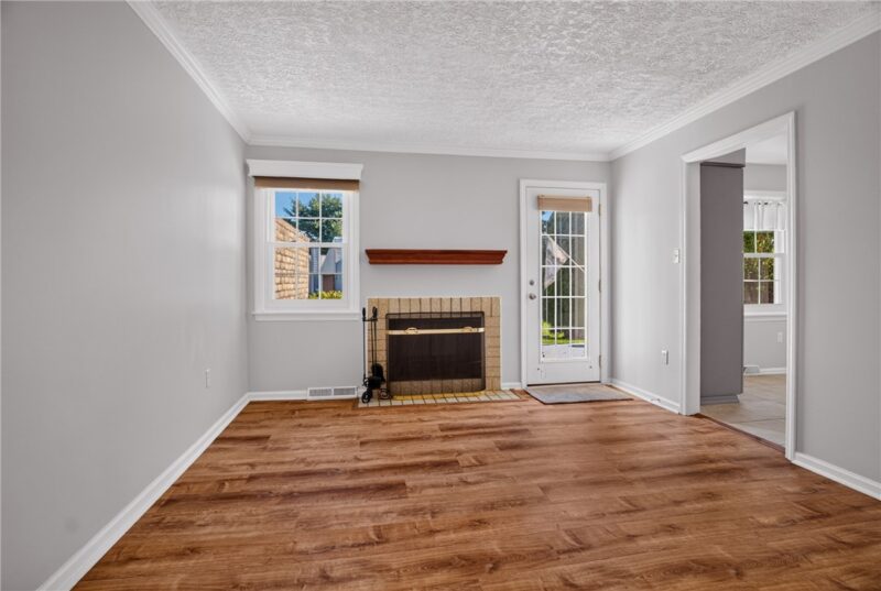 212 Roscommon Pl — photo 7
