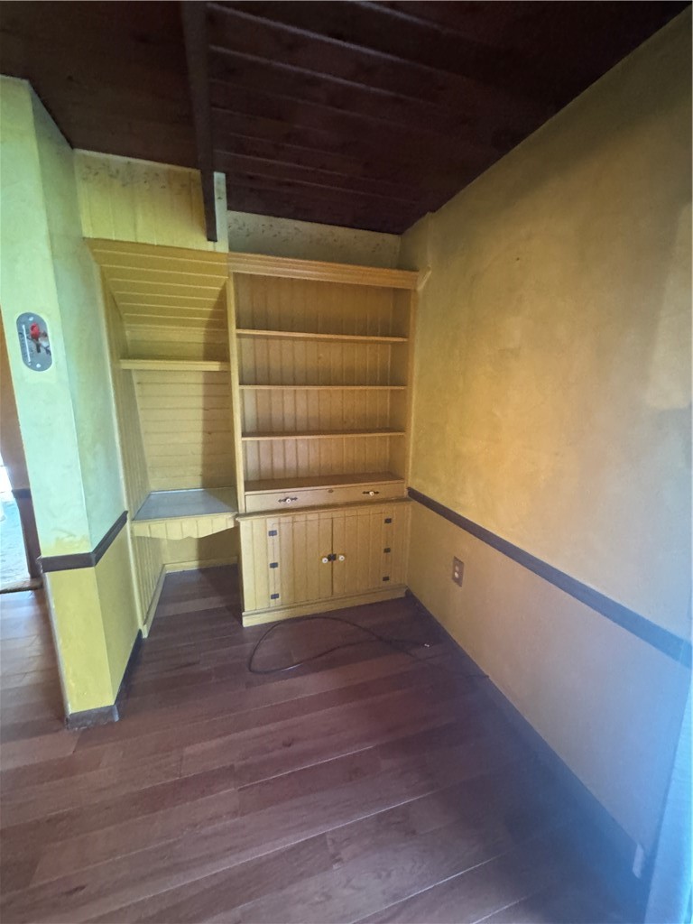 275 Oliver Ave — photo 4