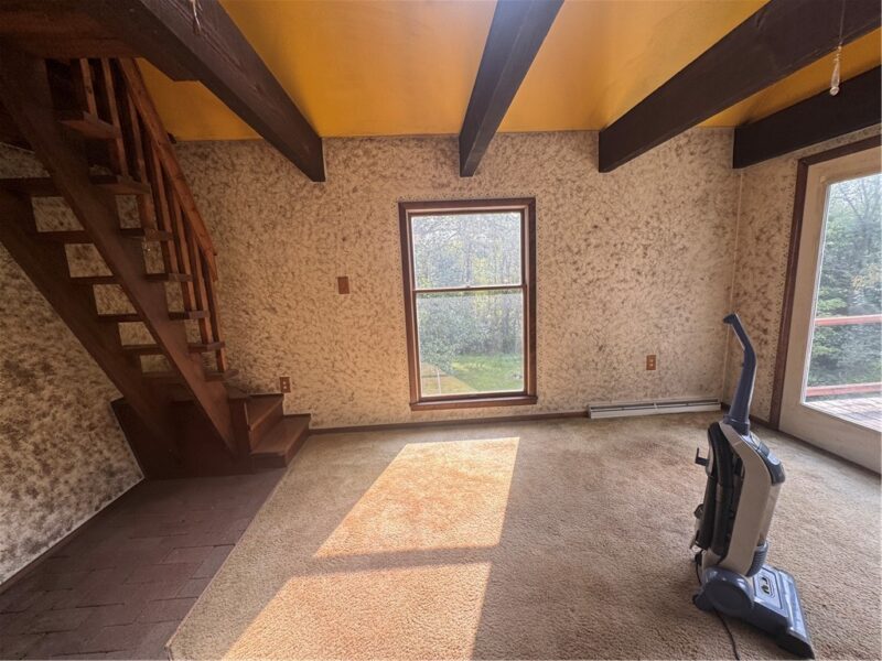275 Oliver Ave — photo 6