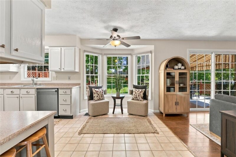 1607 Eaglewood Court — photo 6