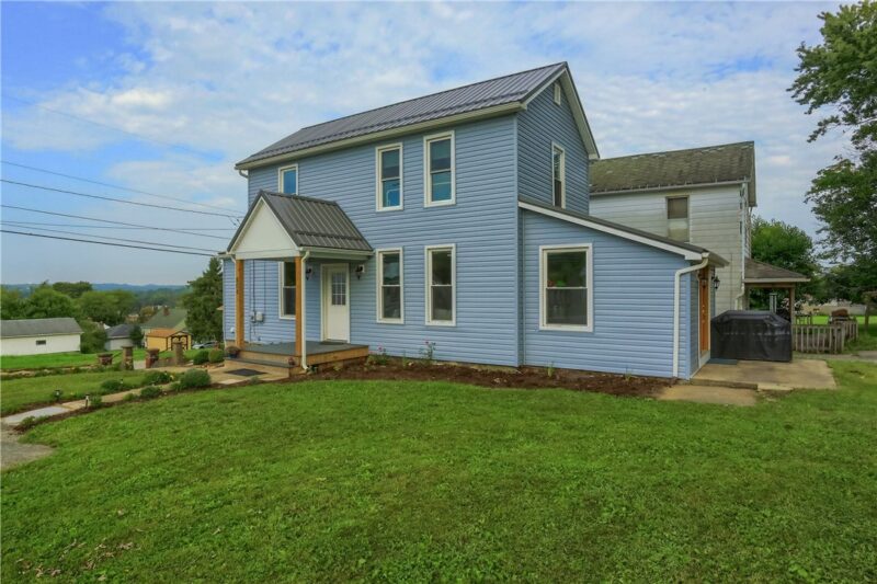 404 Hawthorne St — photo 3