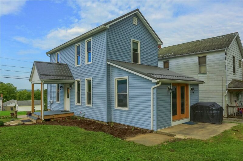 404 Hawthorne St — photo 4