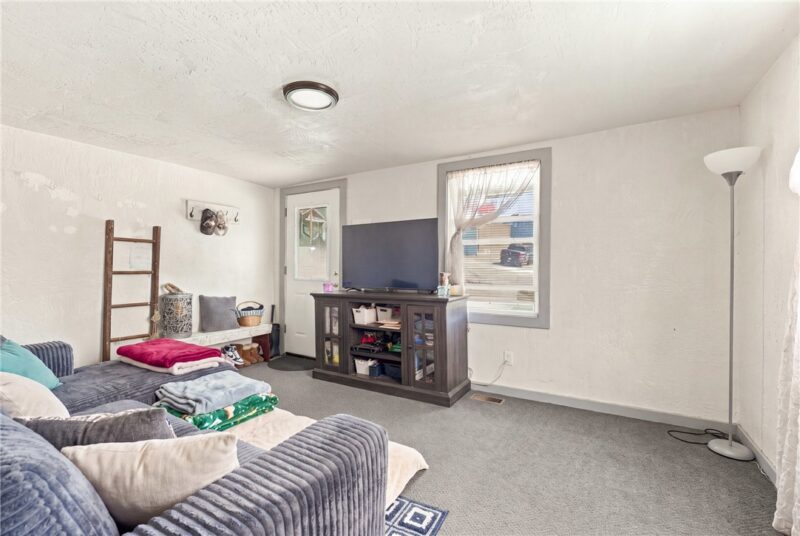 416 Snyder St — photo 8