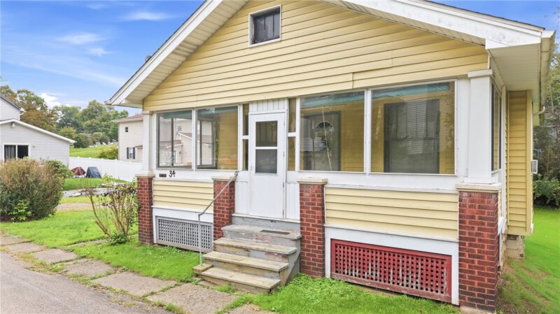 34 School St — photo 4