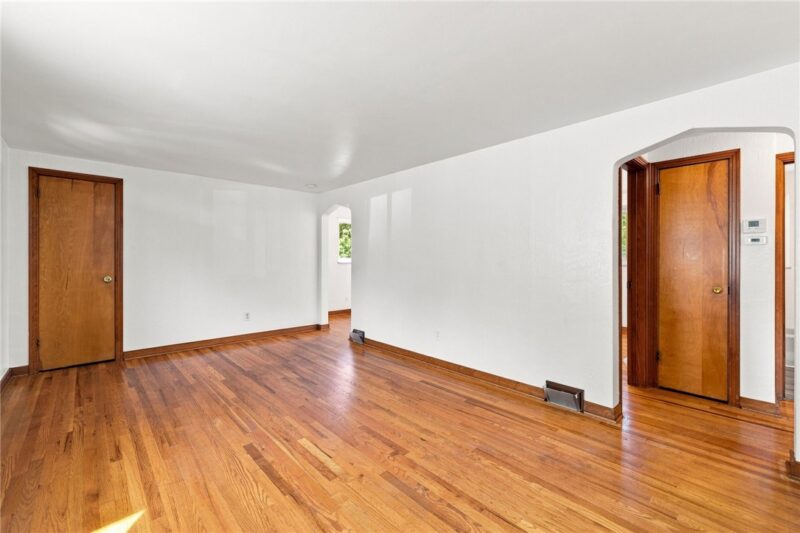 3123 Schieck St — photo 7