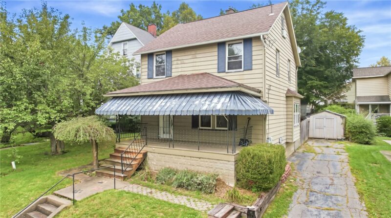 266 Jefferson Ave — photo 2