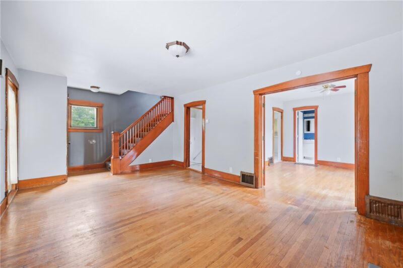 266 Jefferson Ave — photo 5