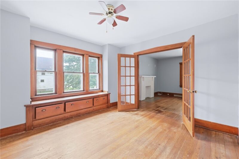 266 Jefferson Ave — photo 8