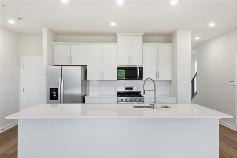 1007 Darcy Drive — photo 7