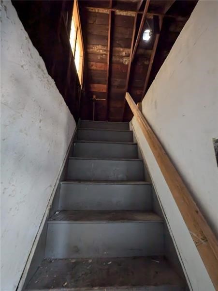 910 Edith St — photo 5