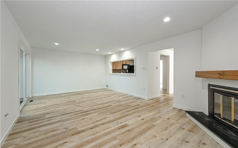 261 Elm Ct — photo 6