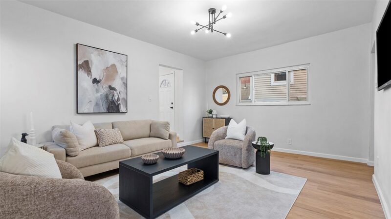 322 Wyoming St — photo 4