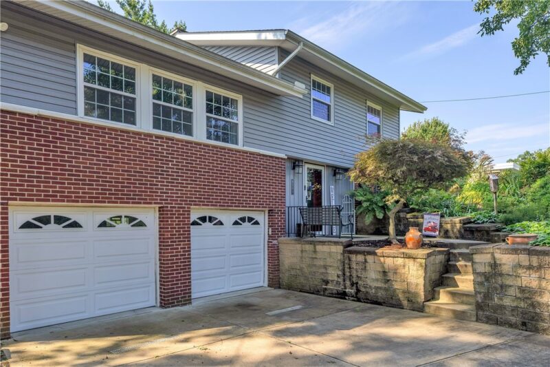 4283 Sky Vue Drive — photo 3