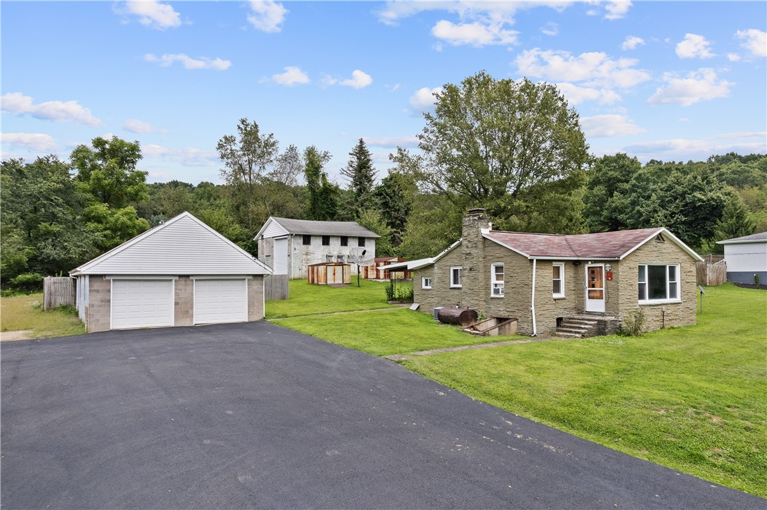 1277 Old William Penn Hwy — photo 1