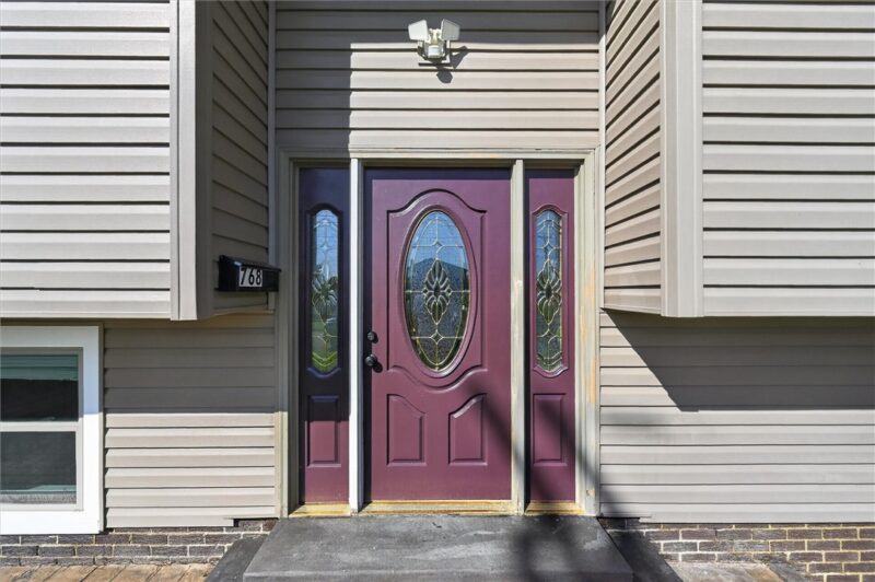 768 Illini Dr — photo 4