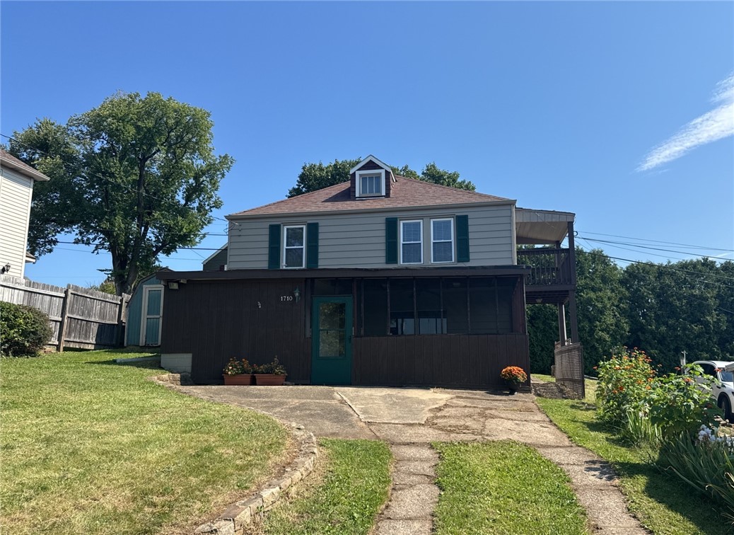 1710 Raymond Ave — photo 1