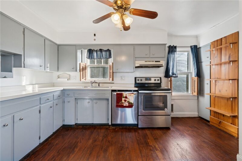 1710 Raymond Ave — photo 2