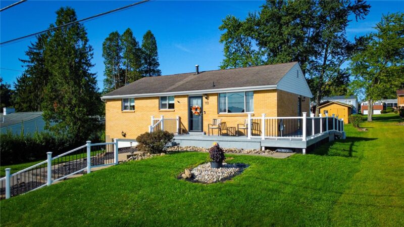 113 Delaware Dr — photo 2