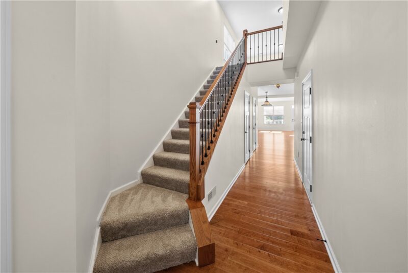 45 Remington Drive — photo 5