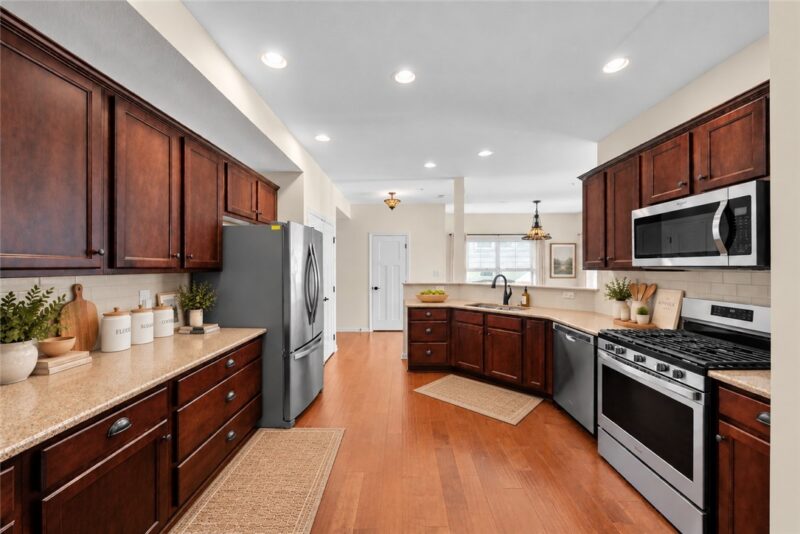 45 Remington Drive — photo 7