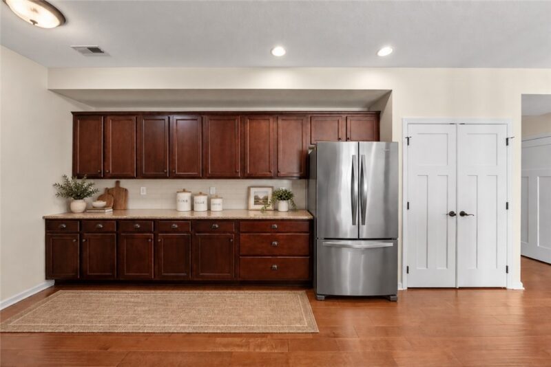 45 Remington Drive — photo 8