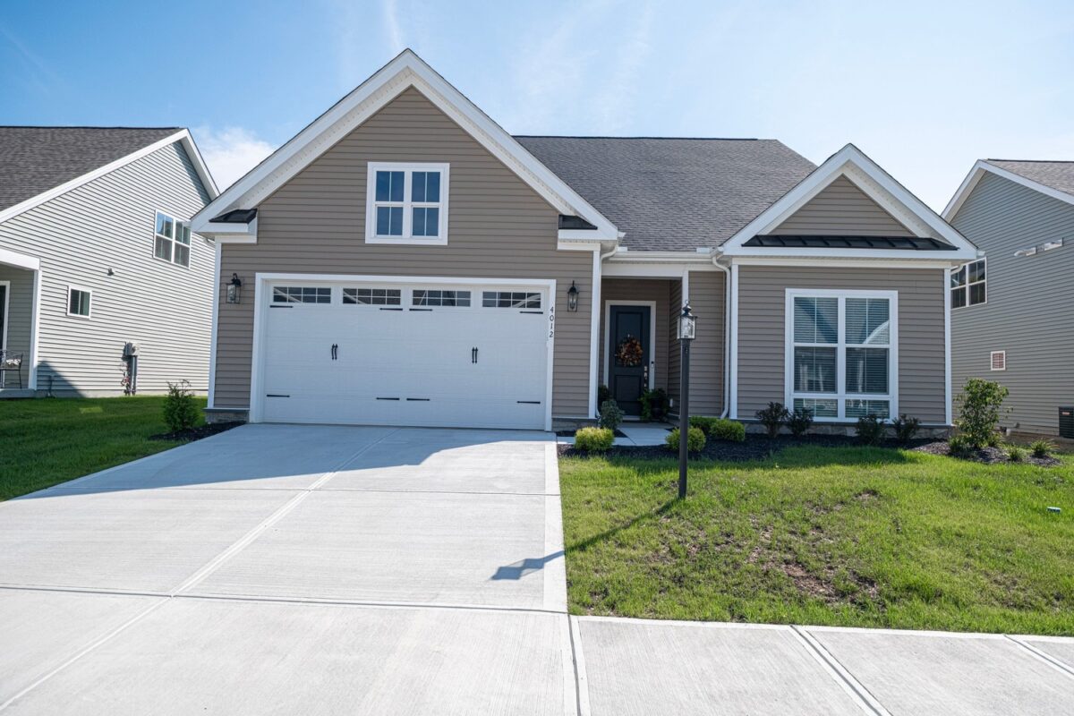 4012 Evilyn Drive — photo 1
