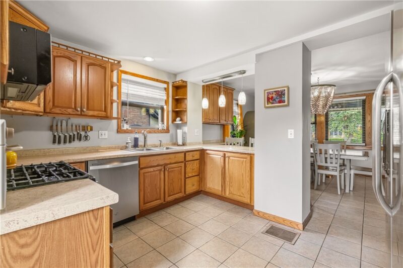 177 W Steuben St — photo 8