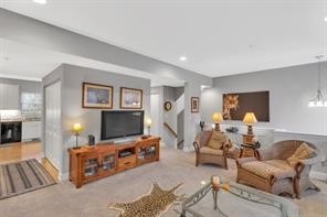 590 Chesnic Drive — photo 4