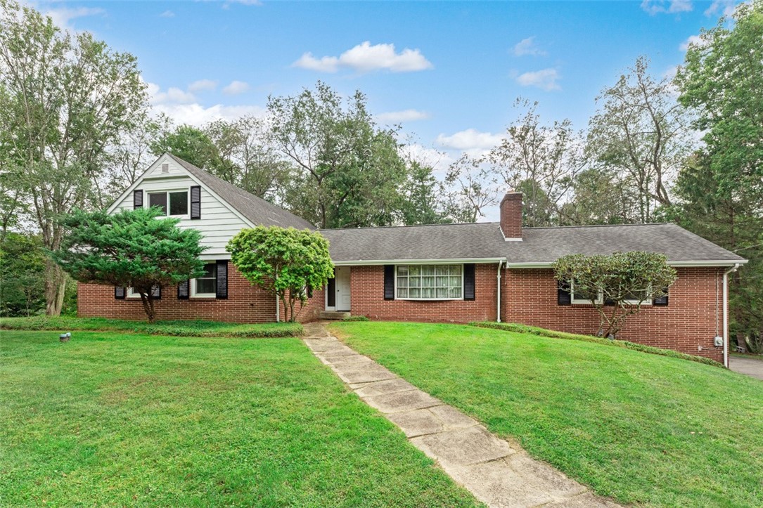 4940 Northlawn Circle — photo 1