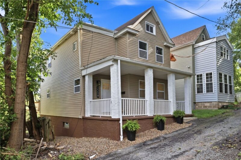 2208 Lehigh Street — photo 2