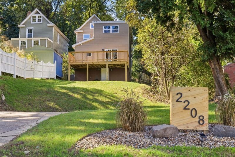 2208 Lehigh Street — photo 4