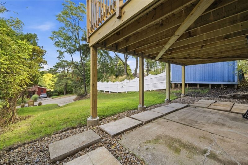 2208 Lehigh Street — photo 5