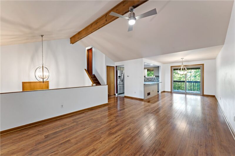5162 Lantern Hill Dr — photo 3