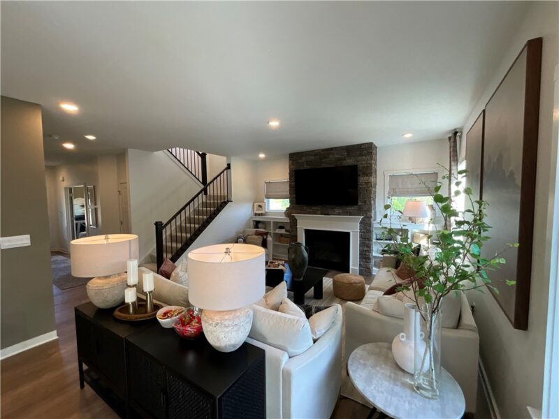 111 Silver Ridge Dr — photo 6