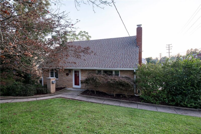 990 El Rancho Dr — photo 2