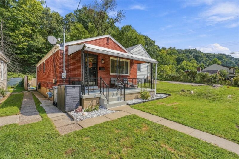 1502 Walters Ave — photo 3