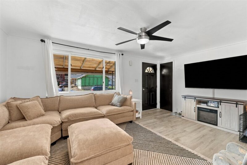 1502 Walters Ave — photo 5