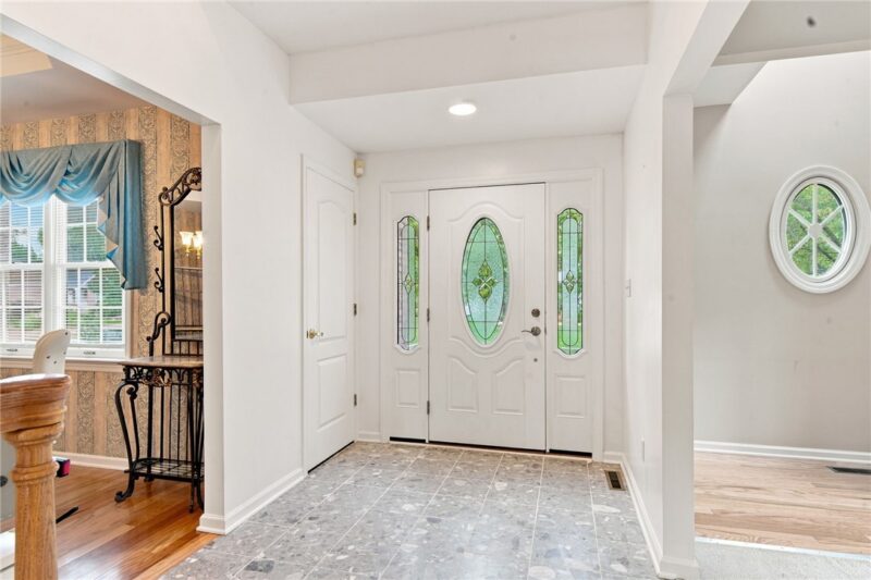 6204 Antler Hill Dr — photo 2