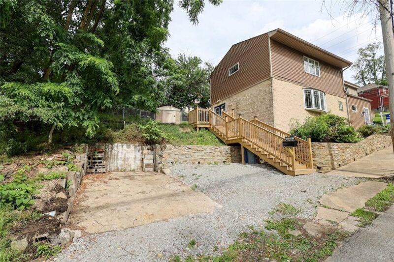 2373 Hopeland St — photo 3