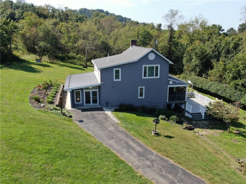 426 Station Rd — photo 5
