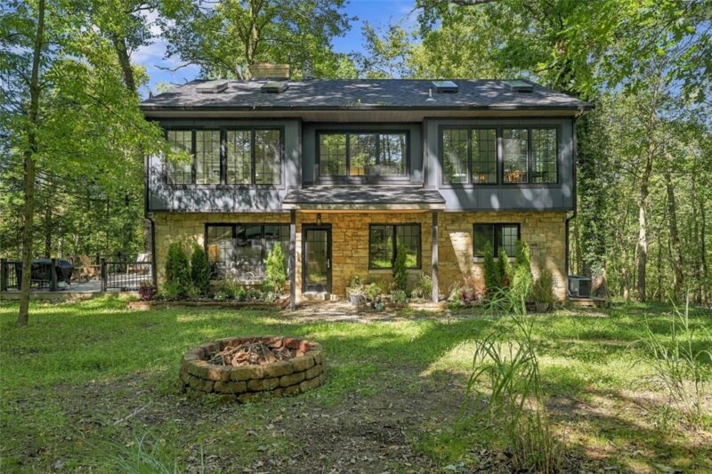 3024 E Bardonner Rd — photo 2