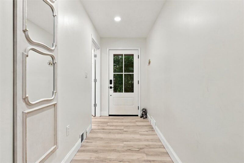 3024 E Bardonner Rd — photo 5
